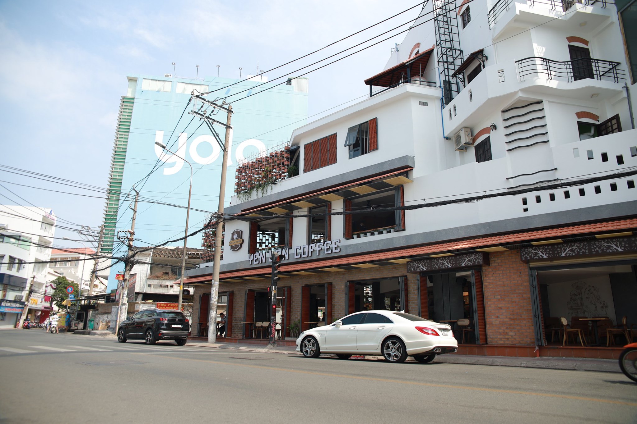CHo thuê nhà góc 2 mặt tiền 33 Hoàng Việt + Út Tịch, Phường 4, Quận Tân Bình (mũi tàu)